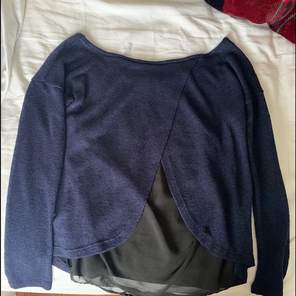 Knit sweater - Picture 1 of 2